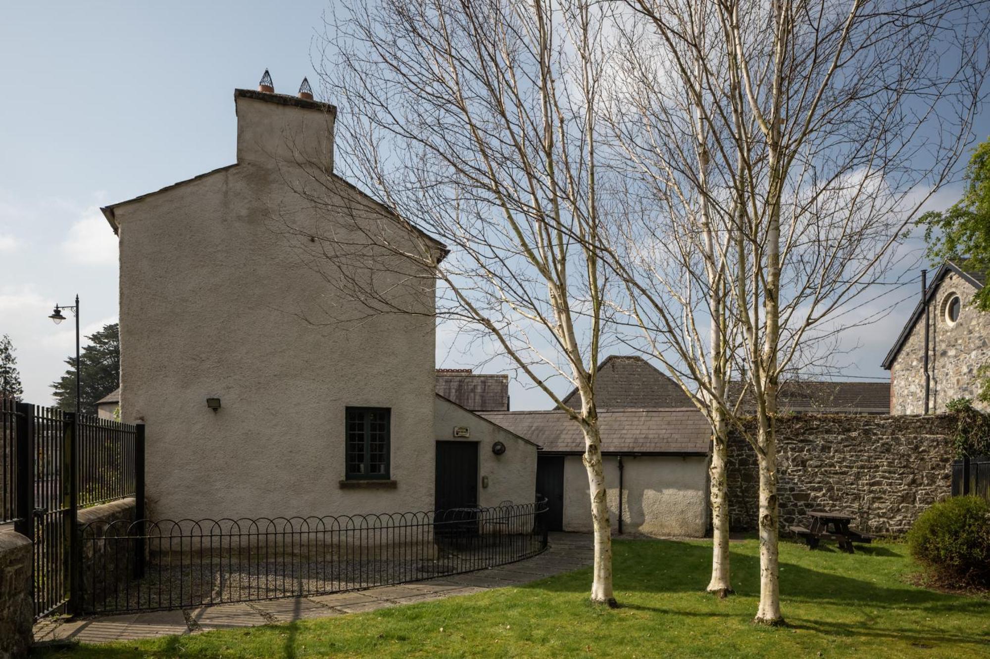 Villa Castletown Gate House à Celbridge Extérieur photo
